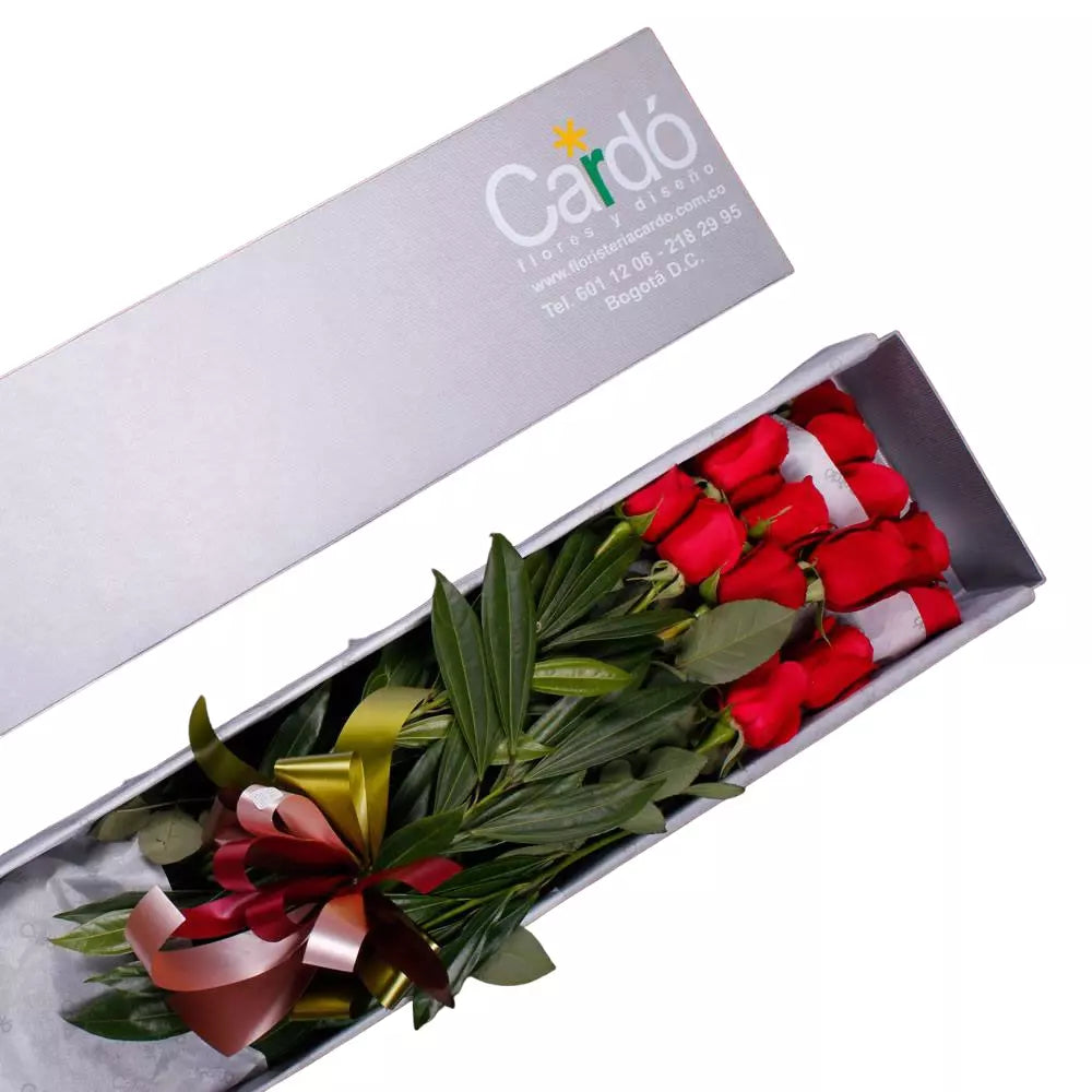 Arreglo floral. Caja de rosas de 24 unidades TO3