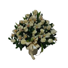 Ramo fúnebre en rosas y orquídeas SF7-3