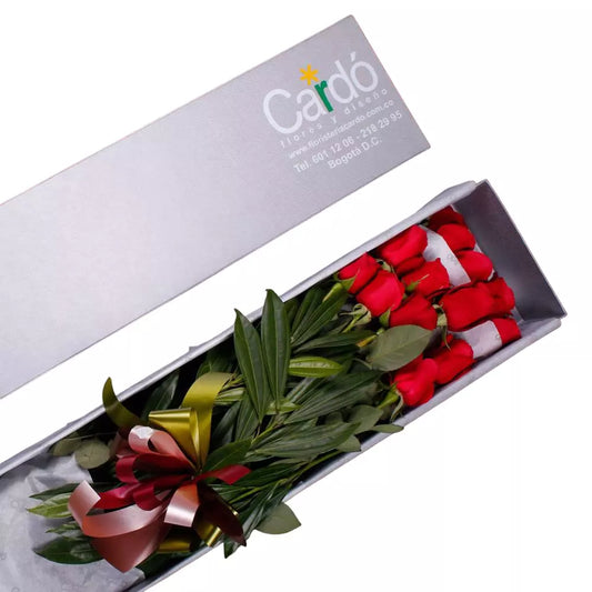Arreglo floral. Caja de rosas de 24 unidades TO3